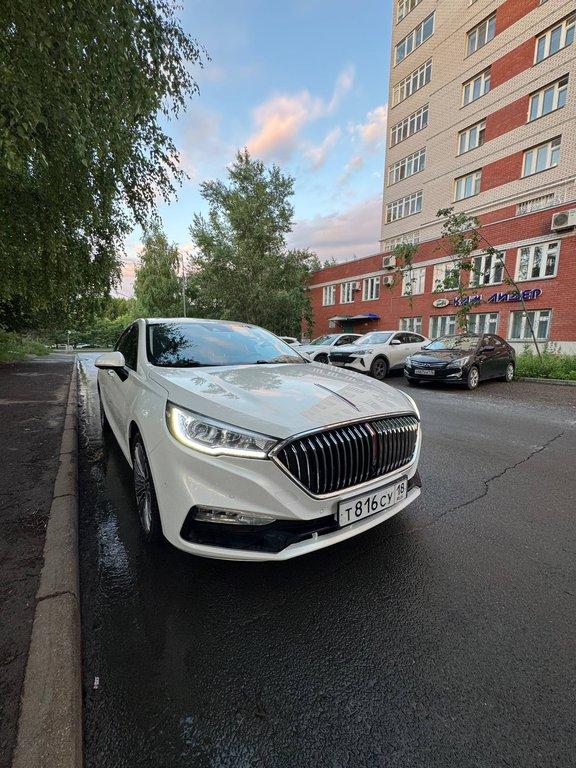 Business Sedan